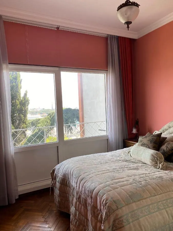 Stunning Sea View And Central Location, 2Br Istanbul 0*,  Turkey