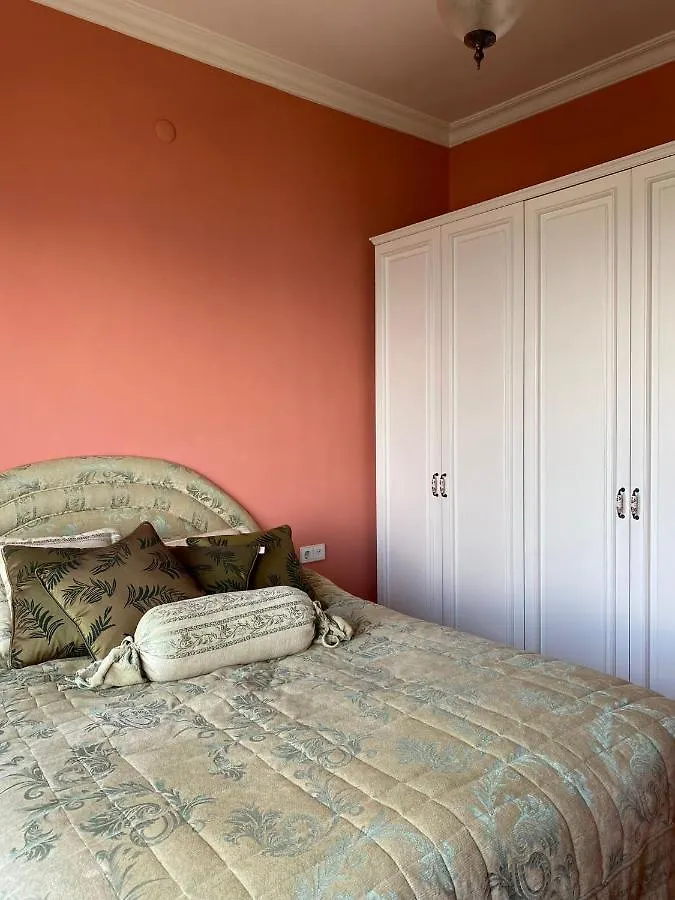 Apartment Stunning Sea View And Central Location, 2Br Istanbul Turkey